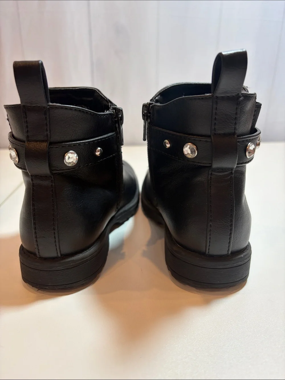 The Children’s Place Girls Black Rhinestone Ankle Boots  Side zip – Size 13